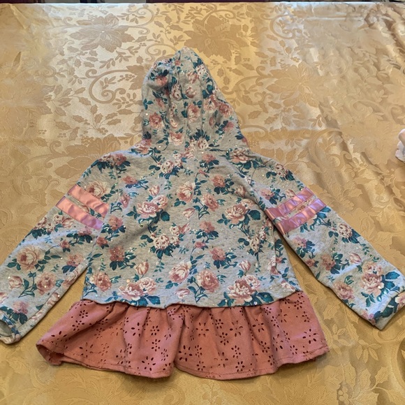 Cute little girl separates sz3t - Picture 12 of 12